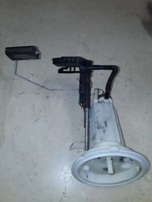 04 05 06 07 08 09 10 BMW 645CI 650I FUEL PUMP ASSEMBLY Foto 1 de 4