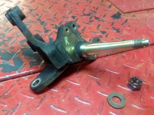 Yamaha ATV Knuckle Spindle Front Right YFM250 Bear Bruin OEM 4XE-F3502-20-00 - Picture 1 of 12