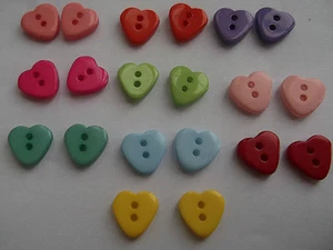 (Buy 4 Get FREE Post) 25 Heart Shape Resin 12mm Sewing Scrapbooking Card Buttons - Picture 1 of 11