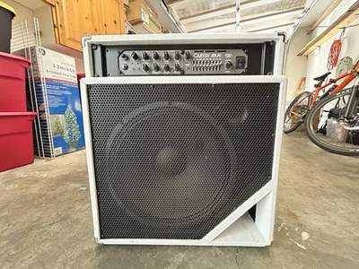 Combo amplificador de bajos serie Carvin BX con controles de ecualización Foto 1 de 2