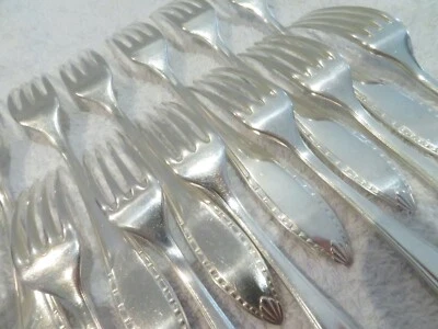 13 tenedores de postre de almuerzo franceses chapados en plata Art Deco Christofle Albatros Foto 1 de 4