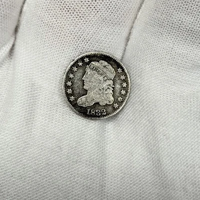 Серебряная монета номиналом 50 центов 1832 P с изображением бюста и крышкой 90% ранние монеты США Филадельфия - Изображение 1 из 2