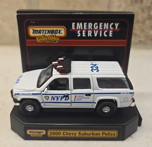 Matchbox Collectibles Emergency Service 2000 Chevy Suburban NYPD Police 1:64 - Picture 1 of 8