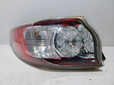 2012 MAZDA 3 RHD REAR/TAIL LIGHT ON BODY (PASSENGER SIDE) BBN7 51 160 Foto 1 de 4