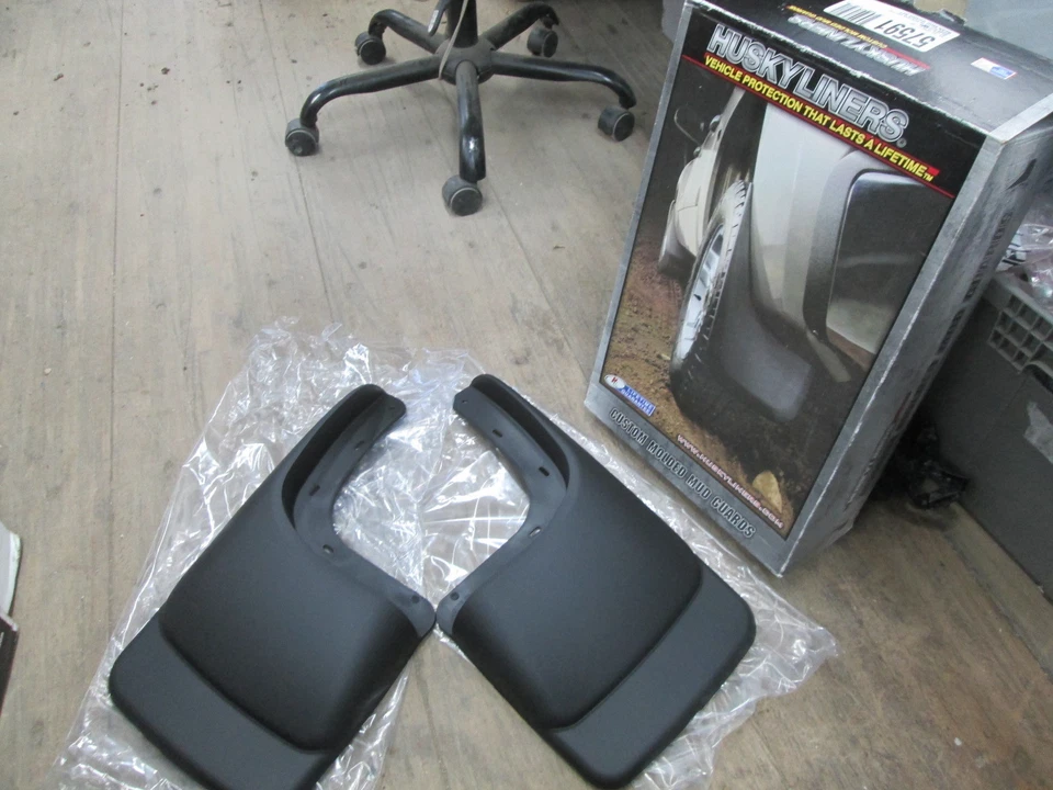 Conjunto de guardabarros trasero Husky Liners 2004-2009 Ford F150 con bengalas 57591 Foto 1 de 1