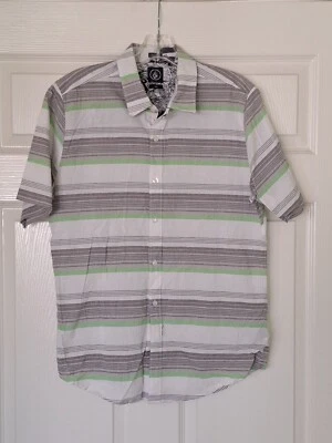 Volcom Short Sleeve Button Down Shirt, Men's Medium, Slim Fit, 100% Cotton - Image 1 of 4