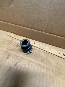 Eine gebrauchte OEM Ansaugstutzen aus einer Stihl 029 Motorsäge - Bild 1 von 4
