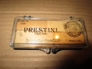VINTAGE PRESTINI Eb ALTO SAX REEDS #3 1/2 NOS TWIN PACK (2 REEDS) MADE IN USA - Imagen 1 de 5