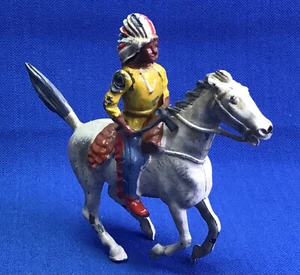 BRITAINS LEAD INDIAN ON WHITE HORSE WITH MOVEABLE ARM REF: 23C - Picture 1 of 5