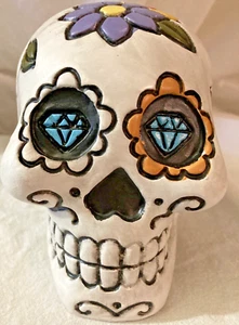 Brand New Collectible White DAY OF THE DEAD SKULL 3D Novelty Fantasy Statue - Picture 1 of 4