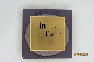 INTEL A80502-90 SX923 PENTIUM 90MHZ CPU PROCESSOR - Gold Top - Picture 1 of 3