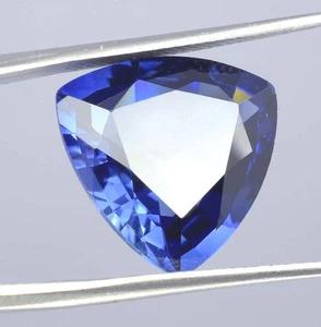 2.85 CT Natural Blue Ceylon Sapphire Trillion Flawless Certified Loose Gemstone - Picture 1 of 6