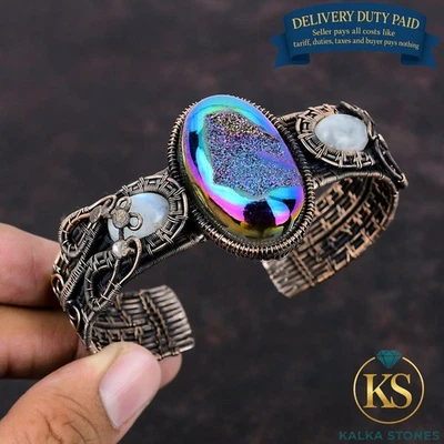 Brazalete envuelto en alambre de cobre piedra lunar arco iris piedras preciosas druzy de titanio Foto 1 de 4