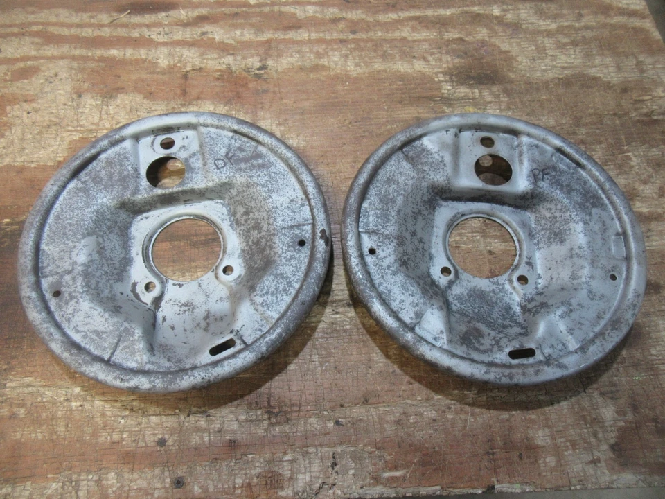 Chevrolet Belair 210 1955 1956 1957 coche tambor delantero freno husillo placas de respaldo Foto 1 de 2