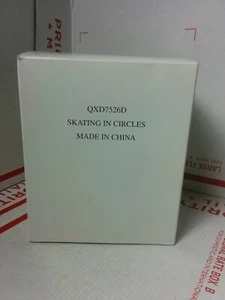 De colección 2002 Hallmark Disney Patinaje en Círculos Winnie the Pooh Ornamento NUEVO - PROMOCIÓN - Imagen 1 de 12