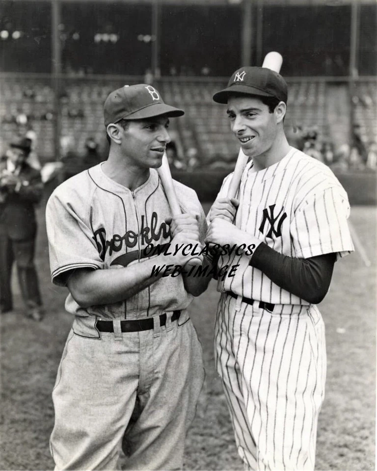 Foto de béisbol 1941 de los Yankees de Nueva York Joe Dimaggio Brooklyn Dodgers Dolph Camilli Foto 1 de 1