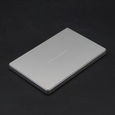 1TB Externe Festplatte | USB 3.0 | 2,5″ | Platin Porsche Design - ST1000LM035 - Bild 1 von 4