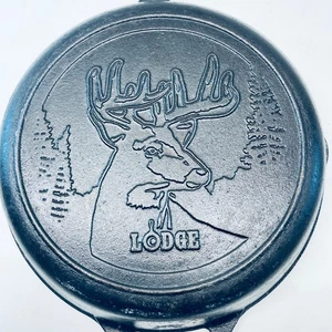 LODGE Wildlife Series 10" Cast Iron Deer Skillet Fry Pan - Picture 1 of 6
