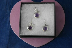 Hermoso Juego de Colgantes y Pendientes de Plata 925 con Amatista 11,7 Gr.3 Cm. de Largo - Imagen 1 de 6