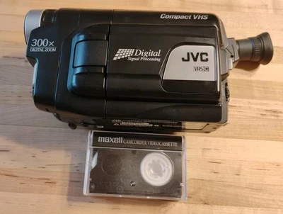 JVC GR-AXM225U Compact VHS Camcorder (VHS-C) Camera, Cassette Parts Only - Image 1 of 4