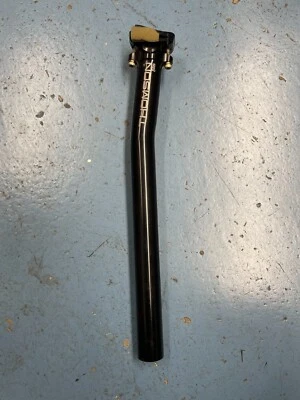 Tija de sillín Thomson Elite 30,9 mm 367 mm longitud 16 mm retroceso anodizado negro mtb carretera Foto 1 de 3