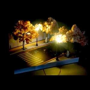 1/64 Diorama Parkplatz Modell LED Beleuchtung Stadt Straßenszene Vitrinenmodell - Bild 1 von 12