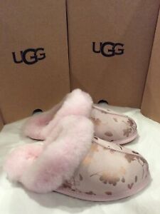 New in box Womens Ugg Scuffette II Floral Foil Slippers size 10 Slip On Wool fur