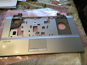 Genuine Sony Vaio PCG-3J1L VGN-FW590 Palmrest w/Touchpad - Picture 1 of 3