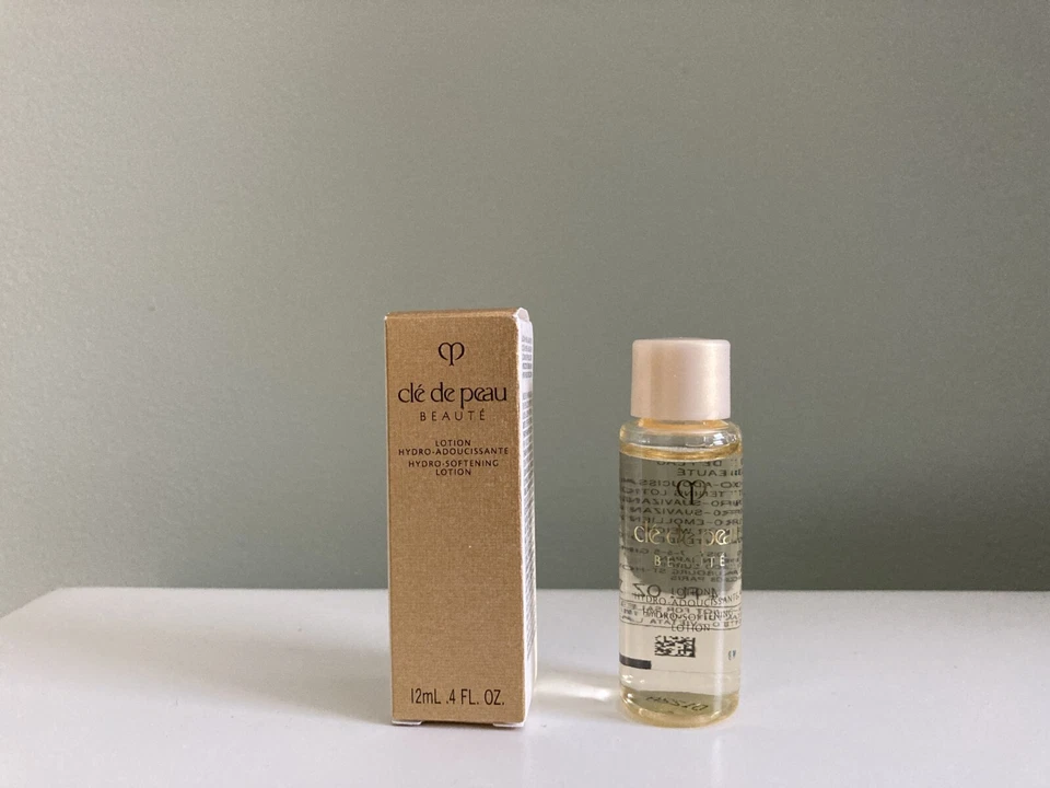 Loción hidroblandante CLÉ DE PEAU BEAUTÉ, 0,4 OZ, NUEVA EN CAJA Foto 1 de 1