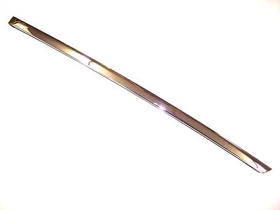 Retenedor de sello cromado para ventana trasera de cuarto de cuarto cromado Oldsmobile Delta 88 1971-1975, L Foto 1 de 4
