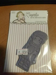 MAGNOLIA RUBBER STAMP "TILDA ON SITTING BRIDESMAID TILDA" 9.5X3 CM NEW (MS04) - Picture 1 of 2