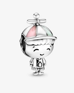 Authentic Pandora A Little Boy with Propeller Hat Charm 798015ENMX New Sealed - Imagen 1 de 8