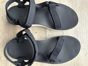 Teva Damen Plateau Sandalen Schwarz/Weiß Plateausandalen EU 39/40 Toll 🖤🤍🖤 - Bild 1 von 9