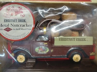Vintage 2005 Chestnut Creek Cast Iron Truck Table Top Nutcracker New #3551 - Image 1 of 4