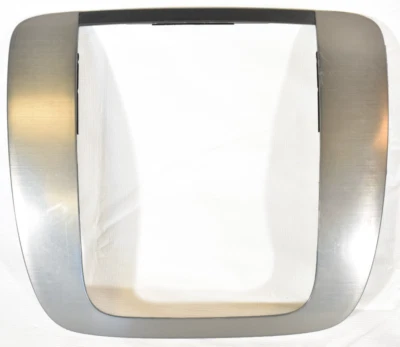 Moldura central 2007-2014 GMC Sierra Chevrolet fabricante de equipamento original 15092588 - Imagem 1 de 4