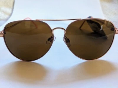 Gafas de sol polarizadas Foster Grant doradas con aviador rosa 100 % UVA/UVB Foto 1 de 4