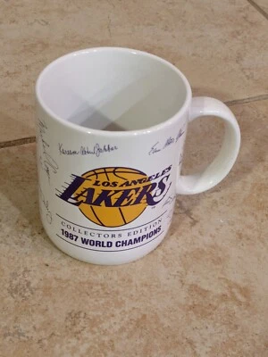 LA LAKERS Collectors Edition Mug Cup 1987 World Champions Signatures NBA - Image 1 of 4