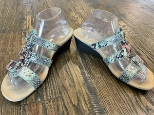 Vionic Multi Color Snakeskin print Wedge Strappy Sandals Women’s US Size 8 - Picture 1 of 14