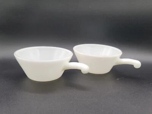 Vintage Anchor Hocking White Milk Glass Soup Chili Bowls with Handle Set of 2 - Picture 1 of 9