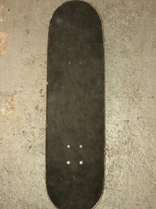 ✅Oxelo Skateboard mit coolen design benutzt fast keine Kratzer sammlungstück - Bild 1 von 3