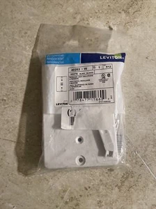 LEVITON 40253-W WHITE QUICK CONNECT WALL JACK OUTLET PLATE KIT - Picture 1 of 8