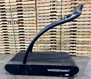 Woodway 4FRONT Treadmill with Quickset Display - 2018 - 31,861 Miles - Picture 1 of 2