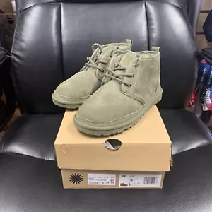 Stivali UGG donna Neumel Chukka verde 1094269 taglia 6 NUOVI! - Foto 1 di 6