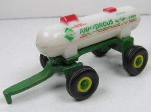ERTL Green John Deere Anhydrous Ammonia Trailer 2.5" Long Diecast Plastic China - Picture 1 of 3