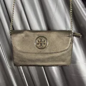 Tory Burch Metallic Gold Leather Foldover Chainlink Crossbody Wallet Bag Purse - Picture 1 of 17