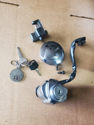 Juego de bloqueo de interruptor de encendido Honda VT750C 2004 Shadow Aero Foto 1 de 4