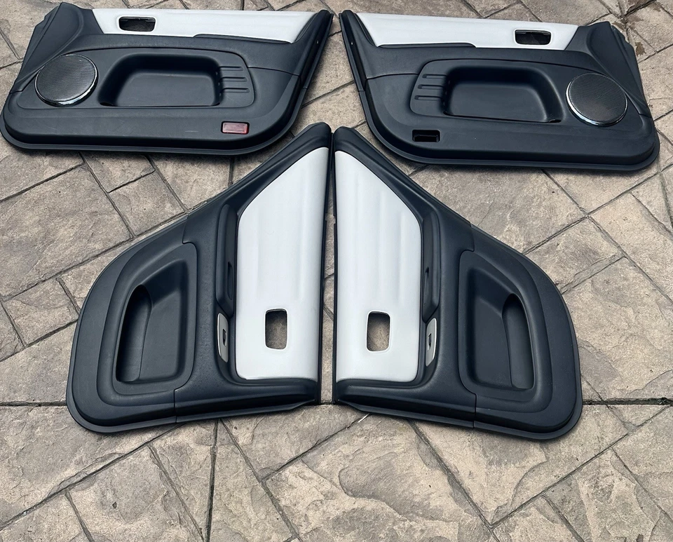 01-05 Lexus IS300 Panel Puerta Tarjetas Cuero Blanco RARO OEM Foto 1 de 4