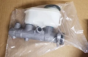 Silscvtt Brake Master Cylinder 47201-33140 Replacement for Toyota Solara 1999 Av - Foto 1 di 4