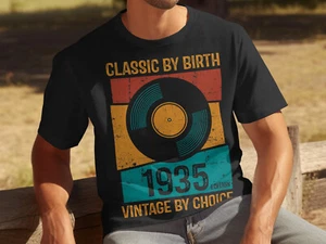 90th Birthday Men's T-Shirt Born 1935 Vintage Legend Gift for Dad Grandpa Retro - Picture 1 of 7