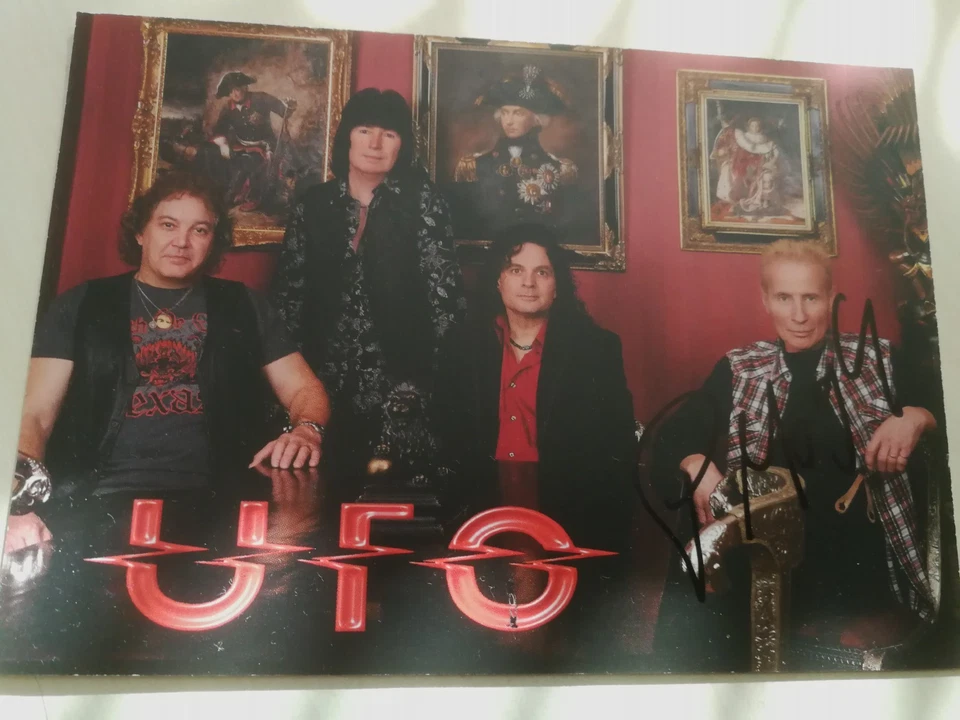 UFO -  ORIG. AUTOGRAMMKARTE  -SIGNED BY PHIL MOGG - IN PERSON!!! - Bild 1 von 1